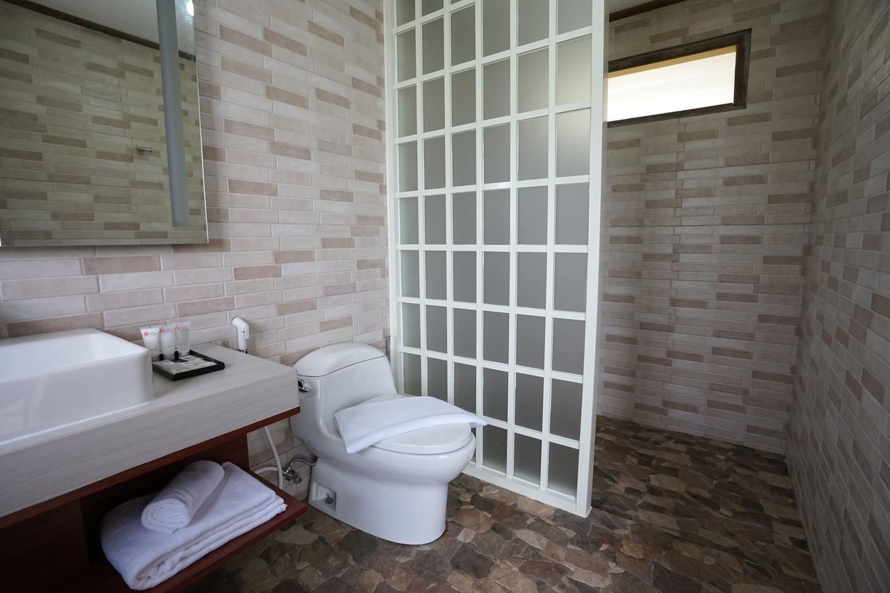 The Onsen Hot Spring Resort Batu  Extérieur photo